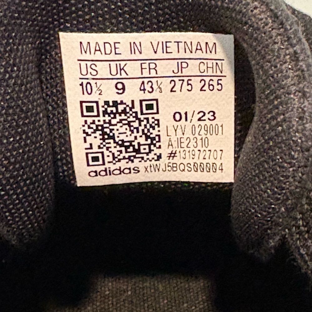 Adidas Bravada 2.0 Black/White Womens U.S Size 10.5  IE2310 - Picture 9 of 9